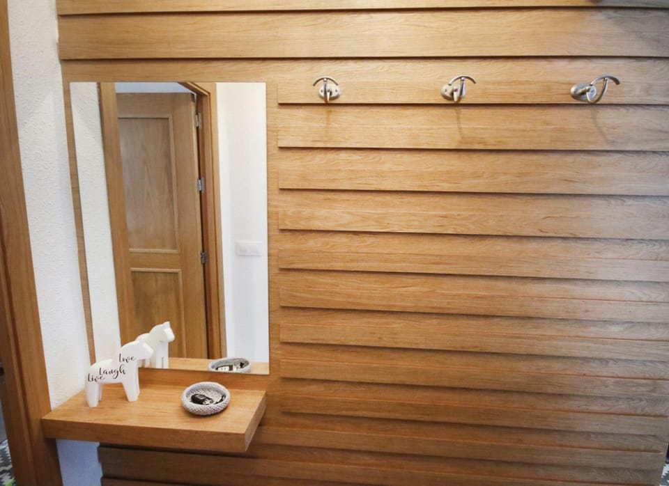 Bathroom, Lobby or reception