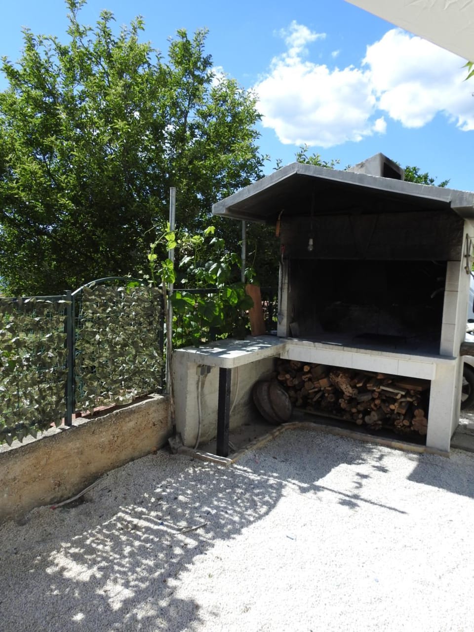 Apartment Salvia Apartment in Okrug Gornji