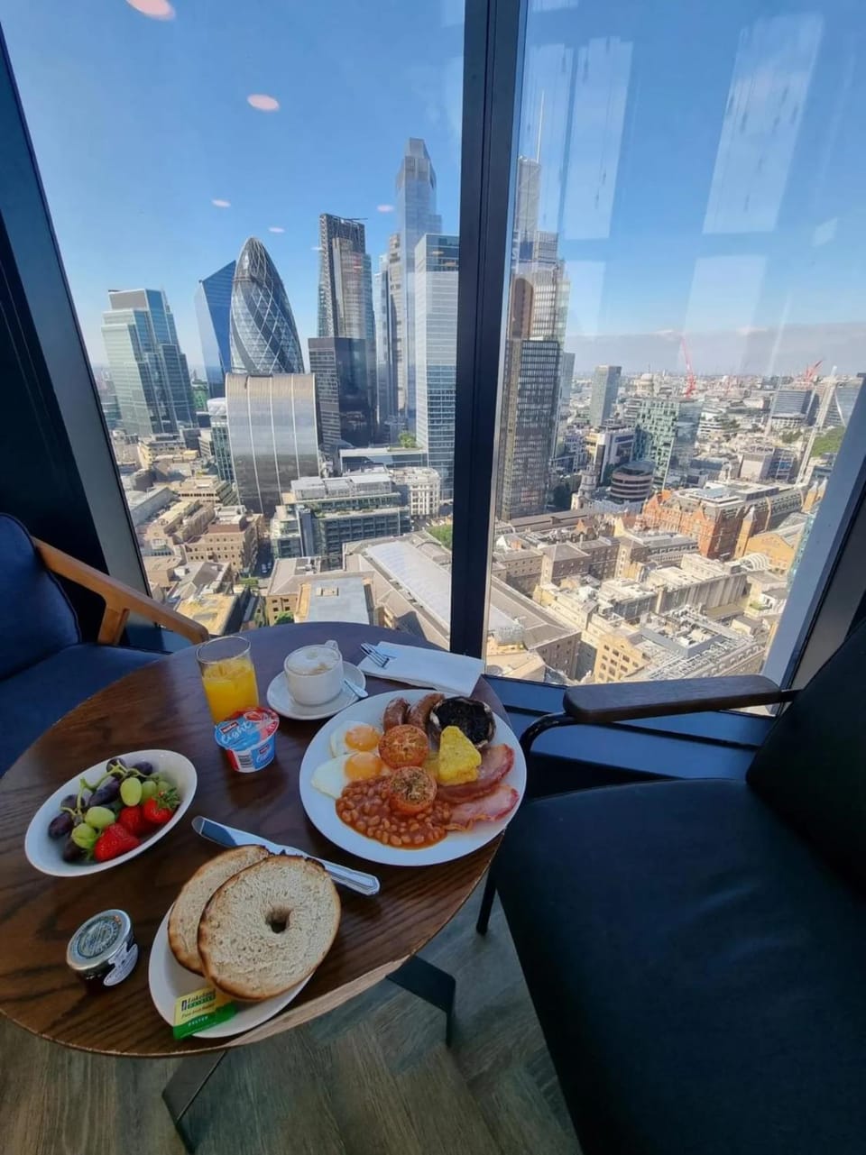 Chapter Spitalfields in London Apartment in London