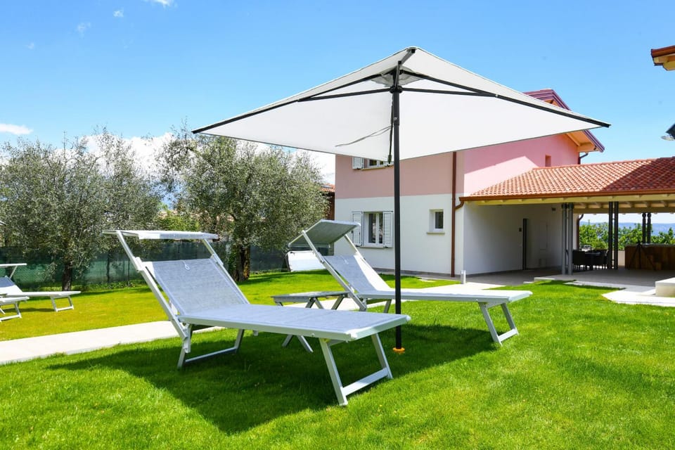 Patio, Garden, Garden view