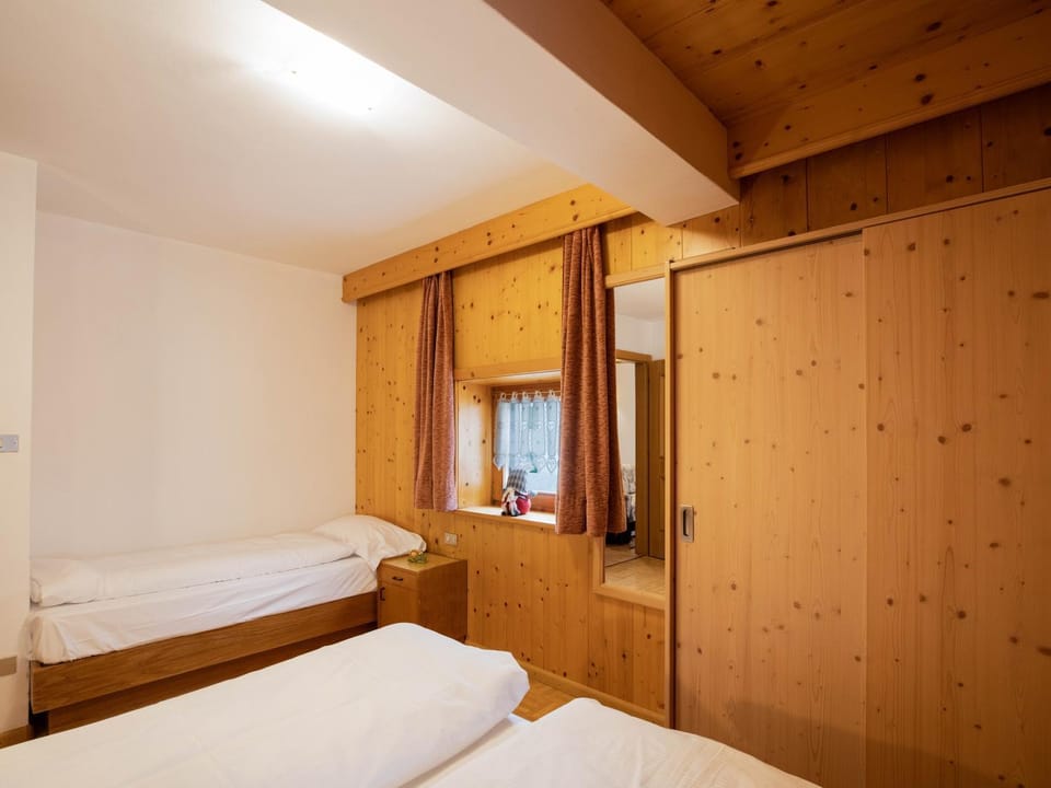 Property building, Living room, Bedroom