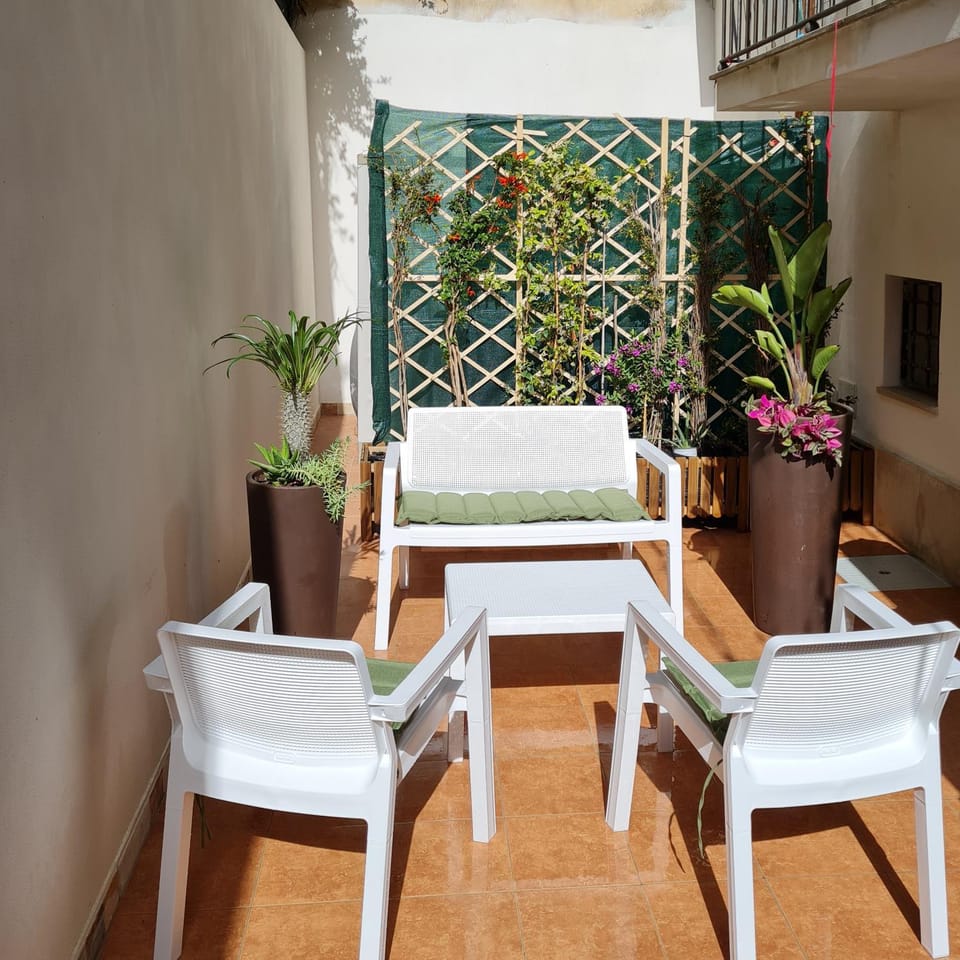 Patio, Balcony/Terrace