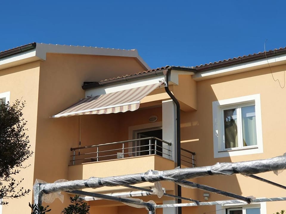 Apartment Pikulo Apartment in Novalja