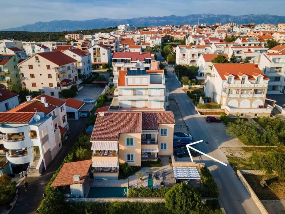 Apartment Pikulo Apartment in Novalja