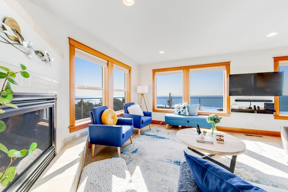 Blue Wave Heights House in Lincoln City