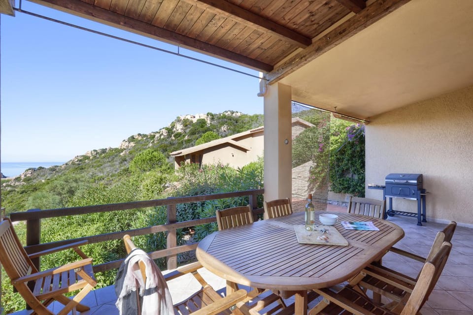 Patio, BBQ facilities, Balcony/Terrace, Seating area, Dining area