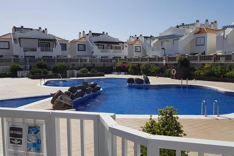 Private apartment with roof terrace Apartment in Costa del Silencio