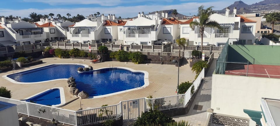 Private apartment with roof terrace Apartment in Costa del Silencio
