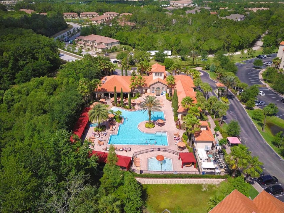 Property building, Swimming pool