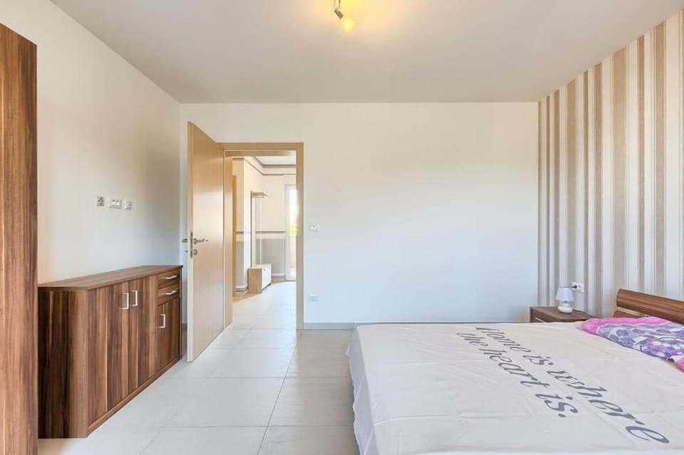 Lovely Fazana apartments 400m from the sea Apartment in Fažana