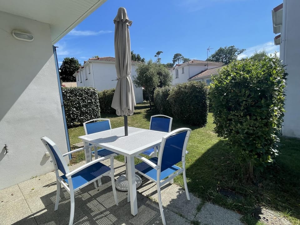 Maisonnette 4 pers avec terrasse privée et accès piscine, proche océan - Saint-Brevin-les-Pins - FR-1-364-102 House in Saint-Nazaire