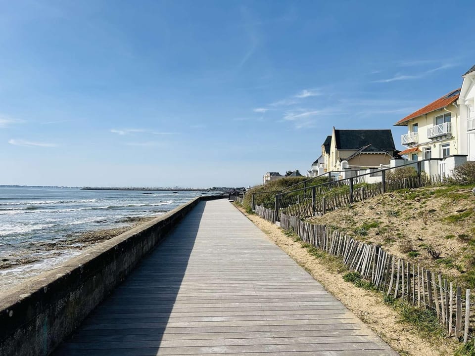 Séjour enchanteur à Pornichet : Maison 3 pièces, 6 couchages, proche plage avec jardin et terrasse sud - FR-1-245-155 House in Pornichet