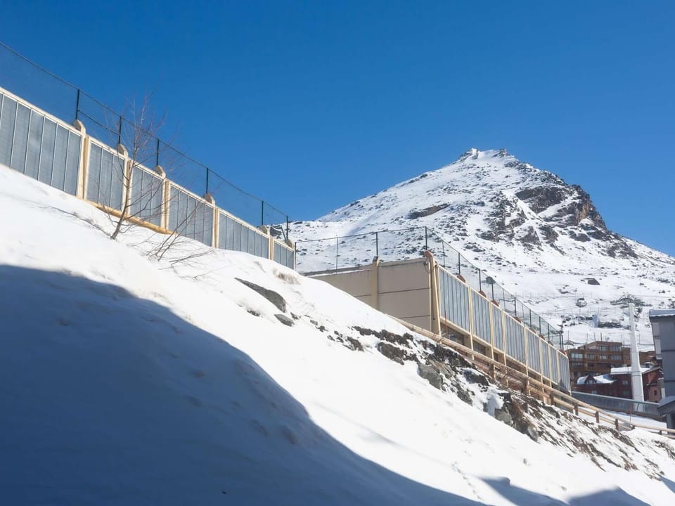 Appartement cosy pour 4 pers. avec départ ski aux pieds, proche commodités et pistes - FR-1-545-17 Apartment in Les Allues