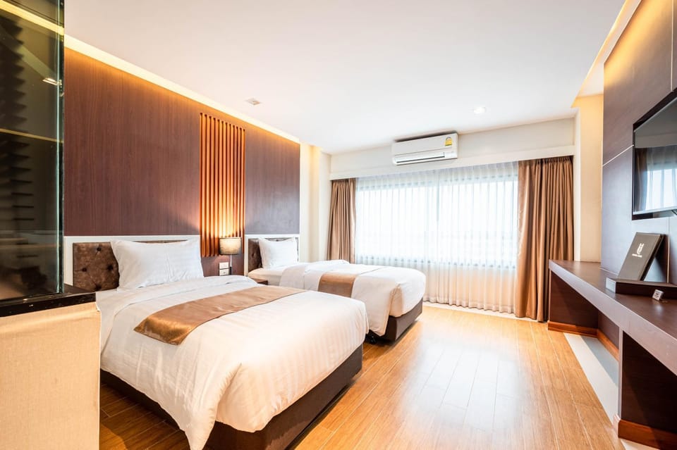Bed, TV and multimedia, Photo of the whole room, Bedroom, air conditioner