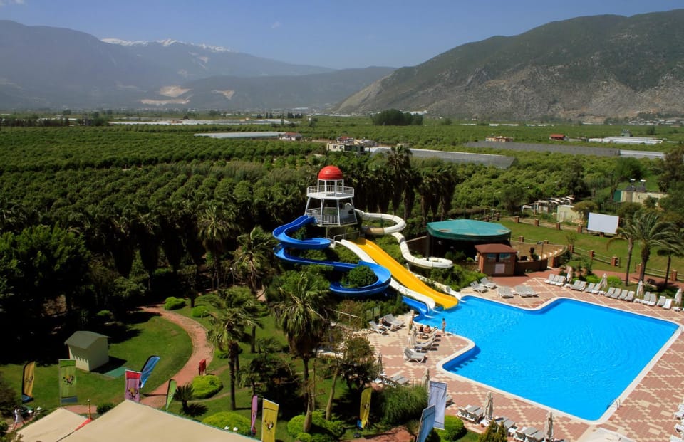 Natural landscape, Swimming pool