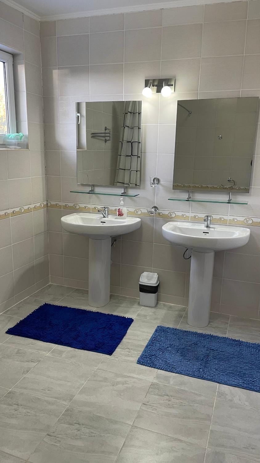 Toilet, Bathroom