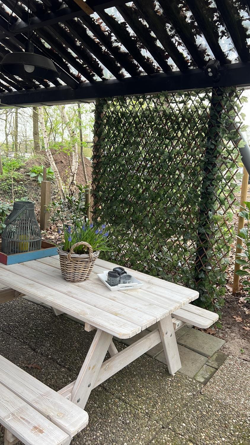 Ruime Chalet i/h bos met grote tuin en zwembad Chalet in Enschede