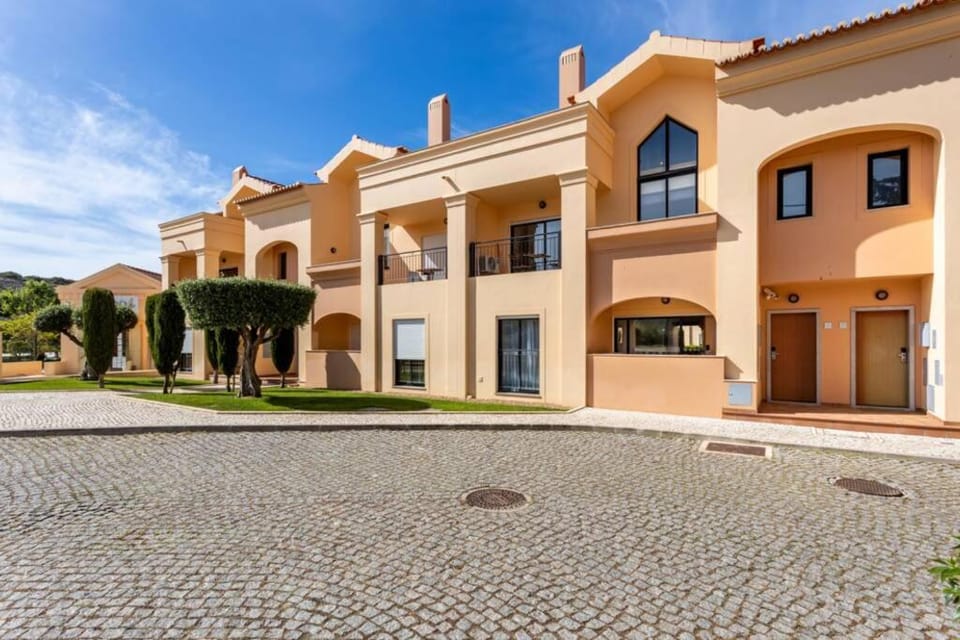 Baia da Luz - Poolview Loft Aparment Apartment in Luz