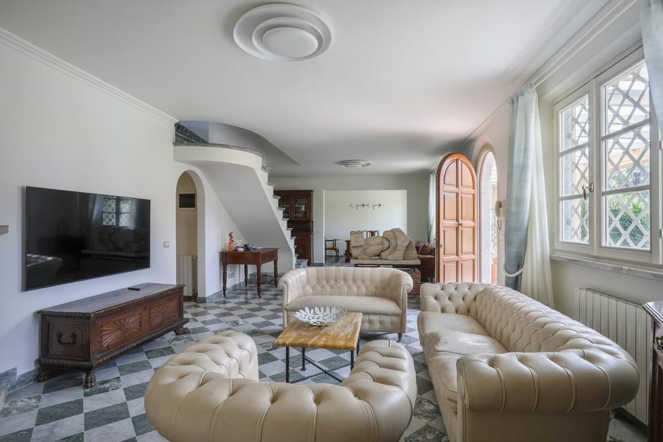 Luxury Marble House Villa in Pietrasanta