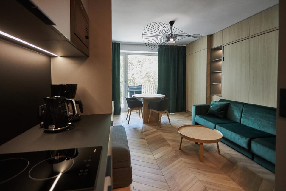 Kitchen or kitchenette, Living room, Seating area