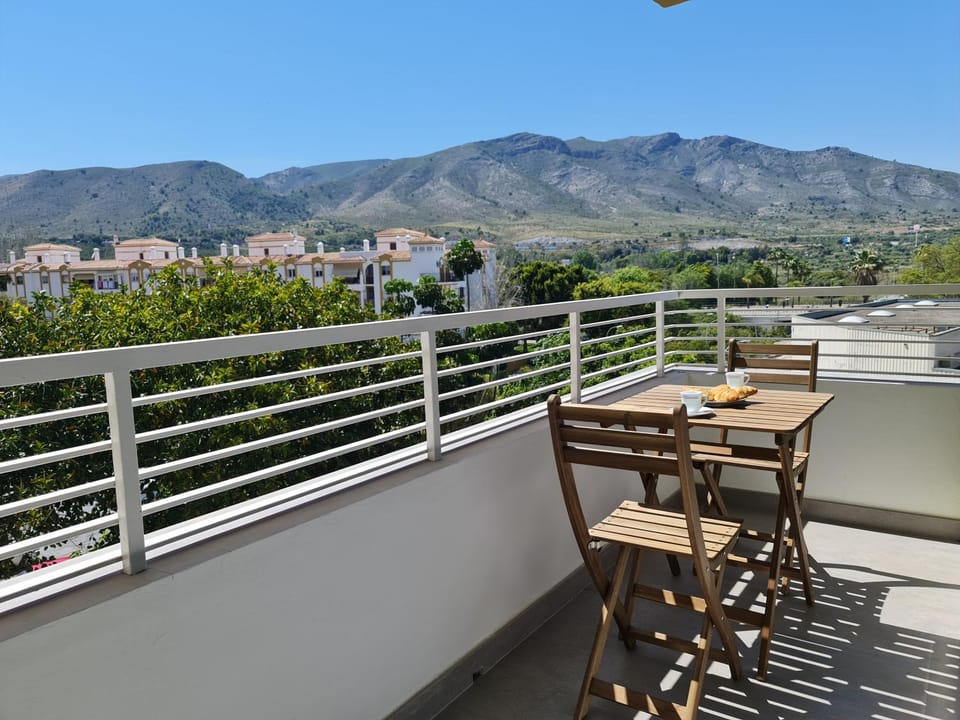 Off site, Balcony/Terrace