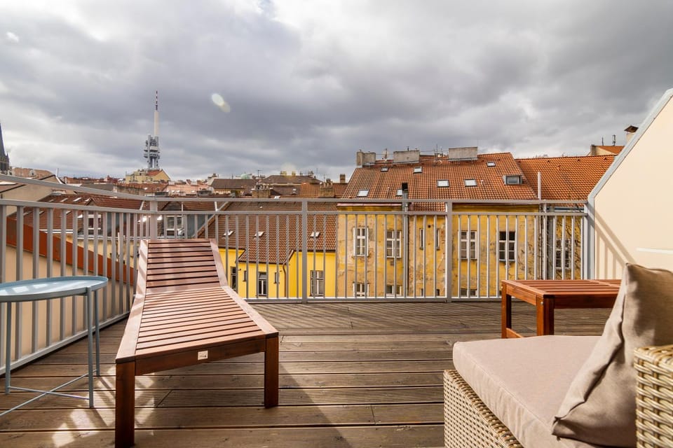 Balcony/Terrace, City view