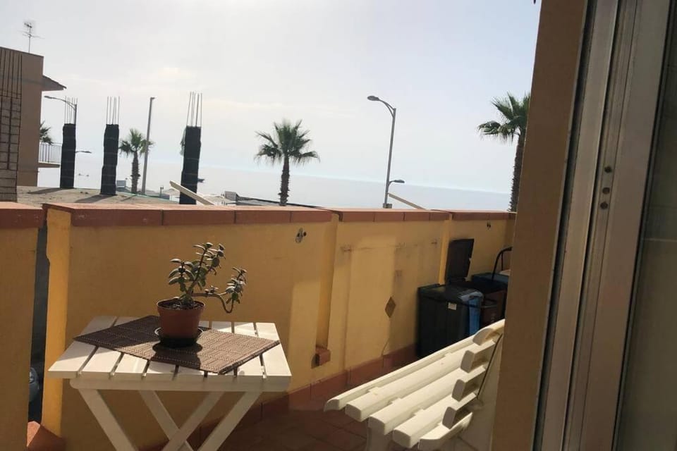 View (from property/room), Balcony/Terrace, Sea view
