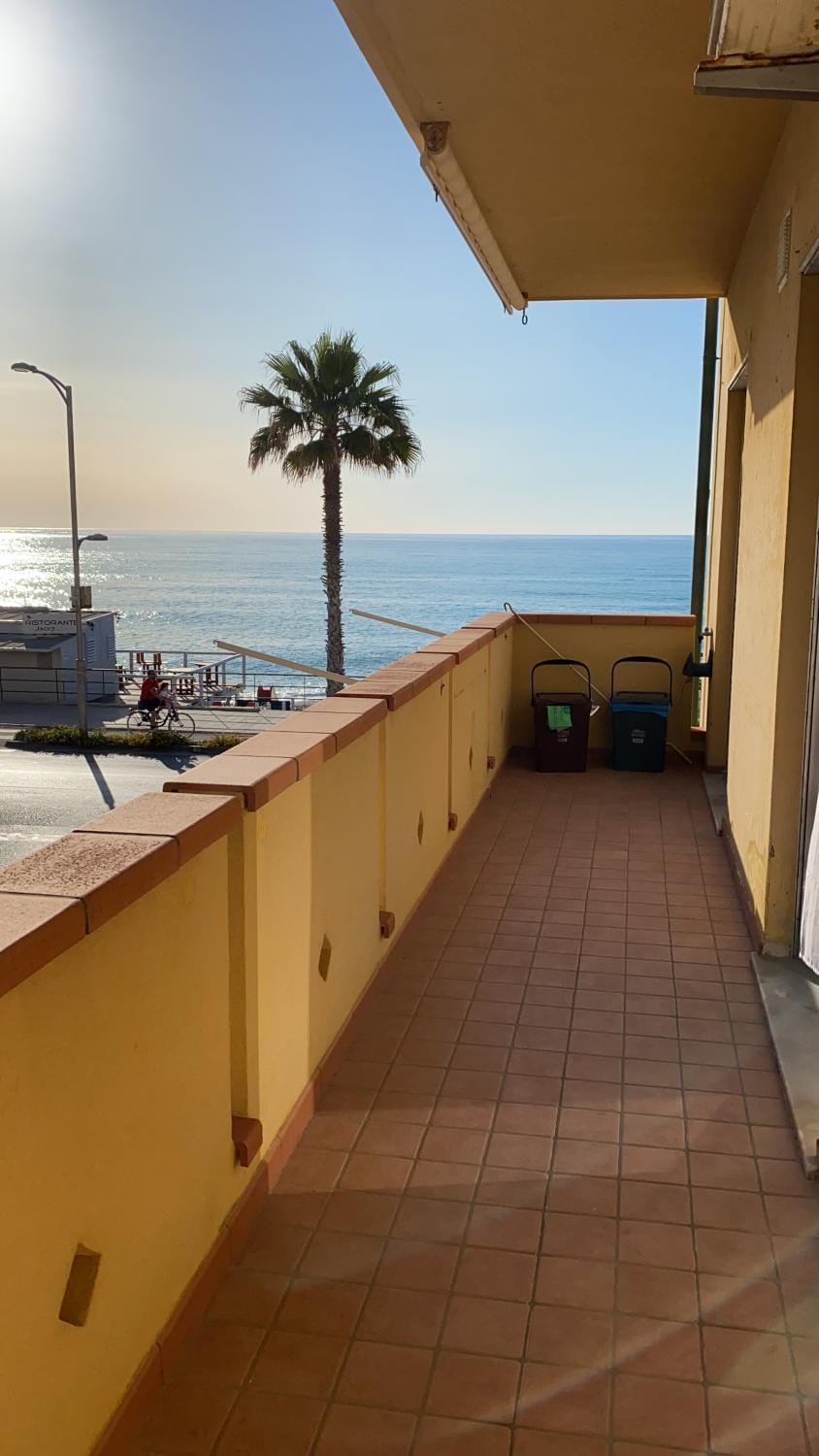 View (from property/room), Balcony/Terrace, Sea view