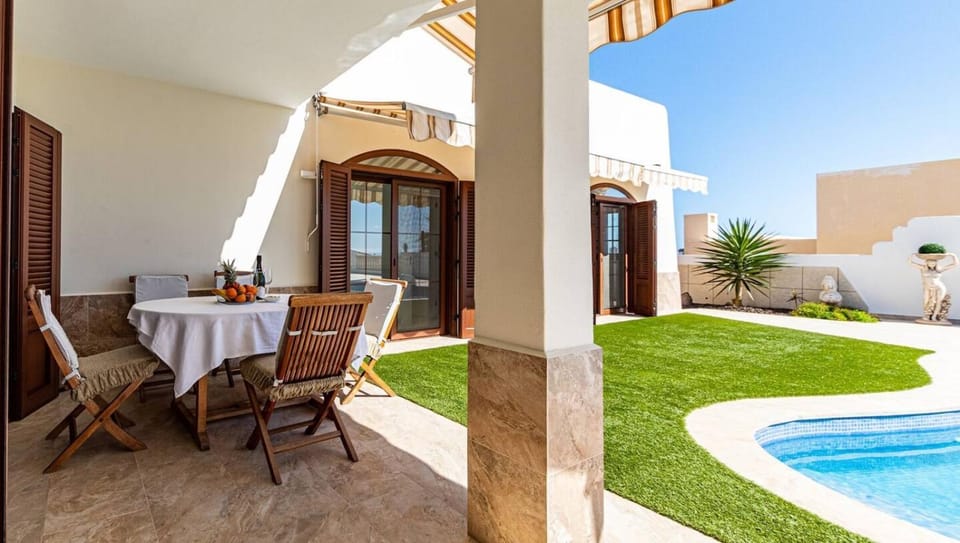 Blue Dream Villa by Dream Homes Tenerife Villa in Avenida de la Galga