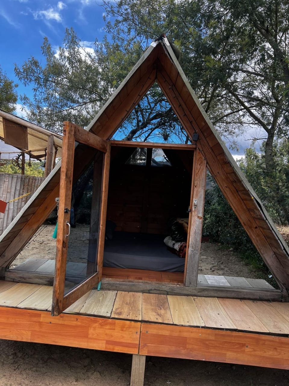 Mini Cabaña Roca Glamping Campground/ 
RV Resort in Cundinamarca, Colombia