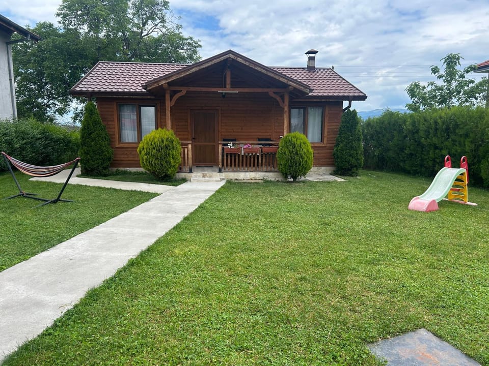 Къщи за гости Михайлови Bed and Breakfast in North Macedonia