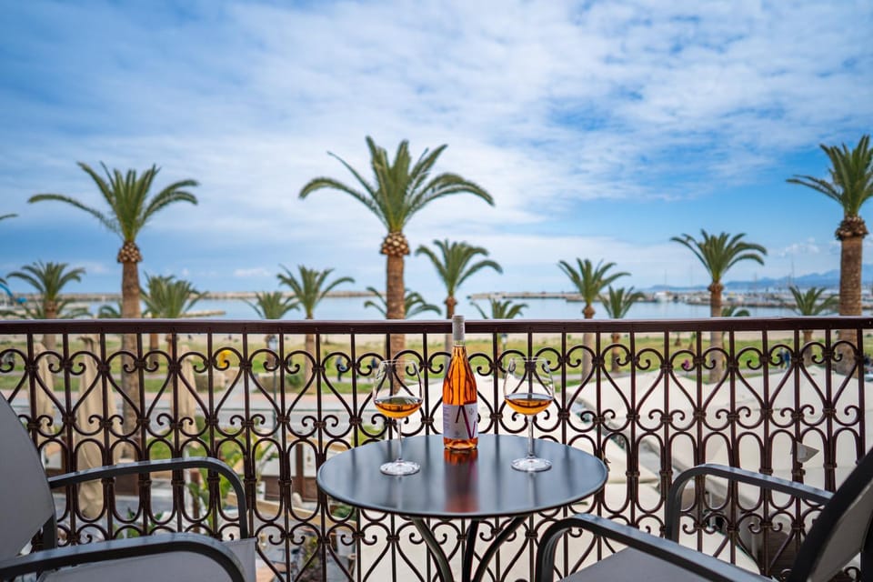 View (from property/room), Balcony/Terrace, Sea view
