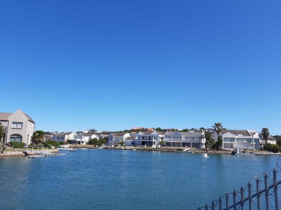 Monte Santo Royal Alfred Marina Apartment in Port Alfred