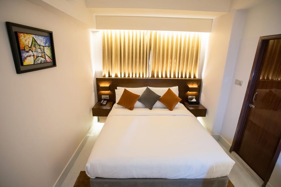 Jatra Flagship Rajshahi City Centre Hotel in West Bengal
