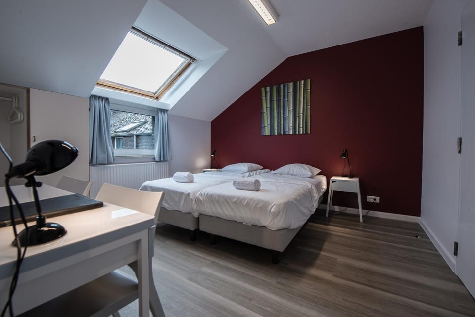Auberge des 3 Fontaines - Youth Hostel Hostel in Flanders
