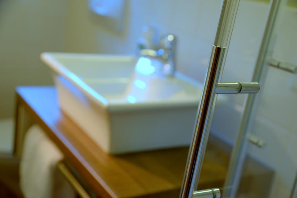 BELVEDERE - das BIO HOTEL Garni & SuiteHotel am Edersee ! Unser Geschenk für Sie, auch die GästeCard GrimmHeimat! Hotel in Hesse