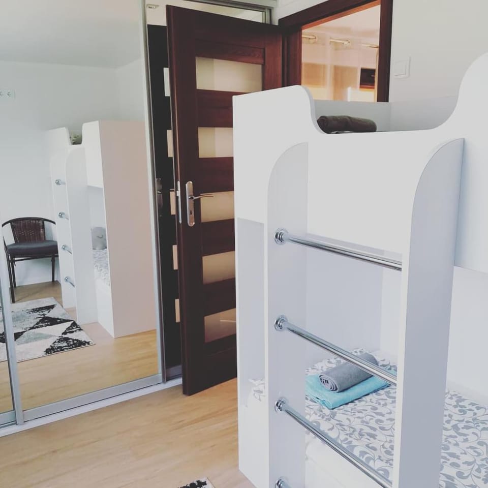 bunk bed