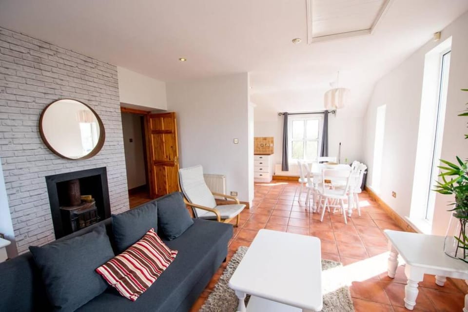 Fishermans Cottage Stunning Two Bedroom with Views close to town House in County Sligo