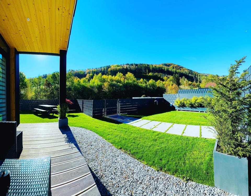 Voralpen Lodge - Ferienhaus mit Gym, Sauna & Hot Tub Campground/ 
RV Resort in Austria