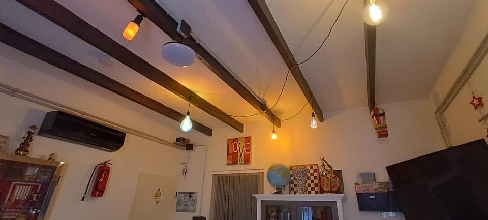 TV and multimedia, air conditioner