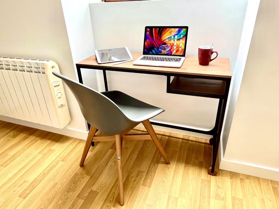 TV and multimedia, Business facilities, Meeting/conference room