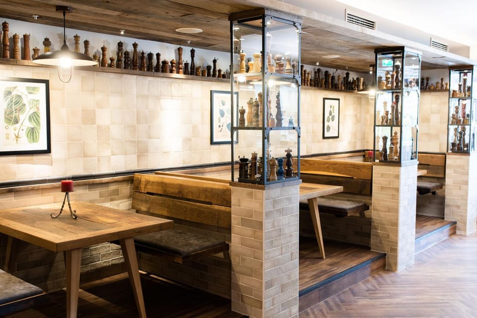 Lounge or bar