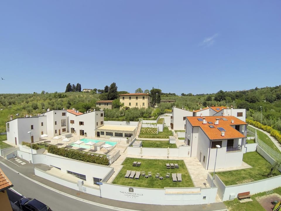 Property building, Spring, Bird's eye view, On site