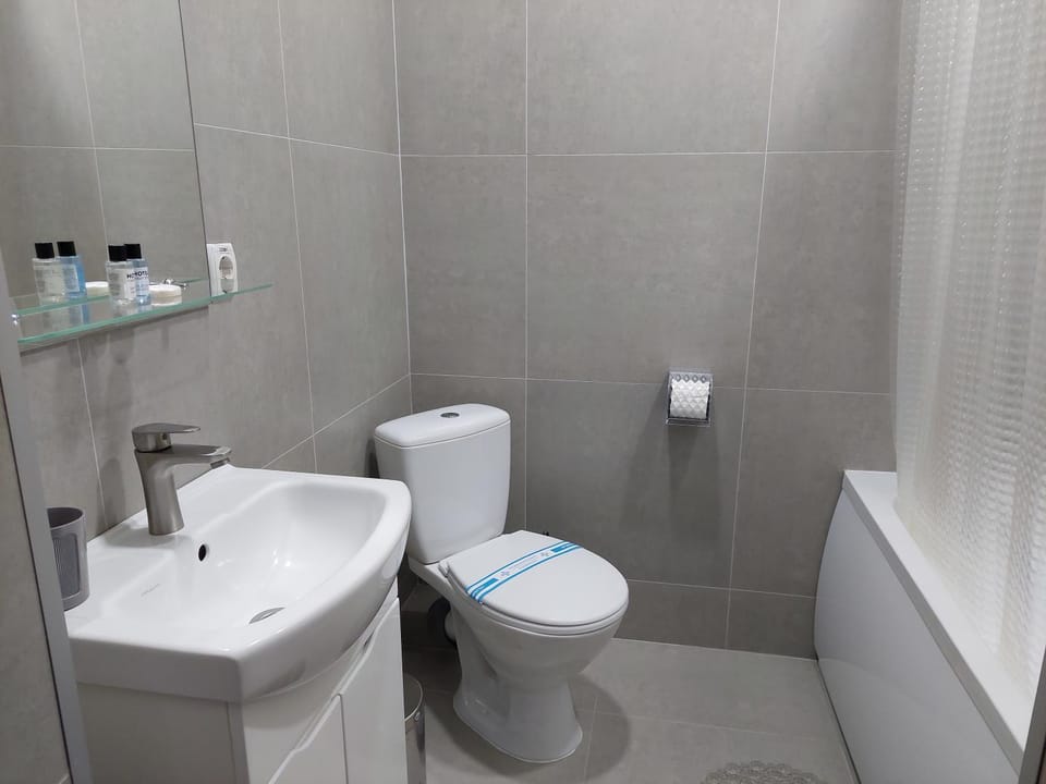 Toilet, Bathroom