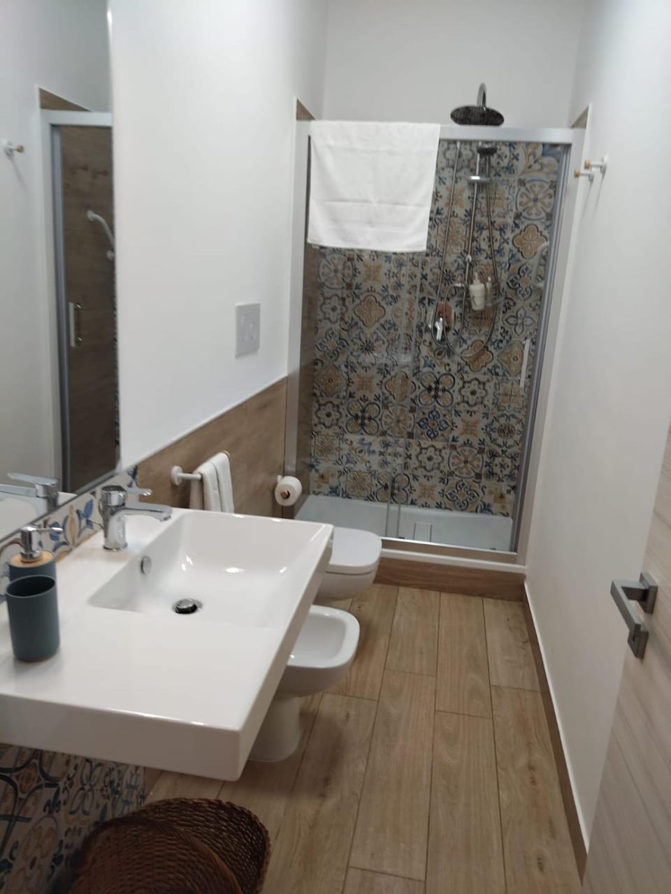 Shower, Bathroom