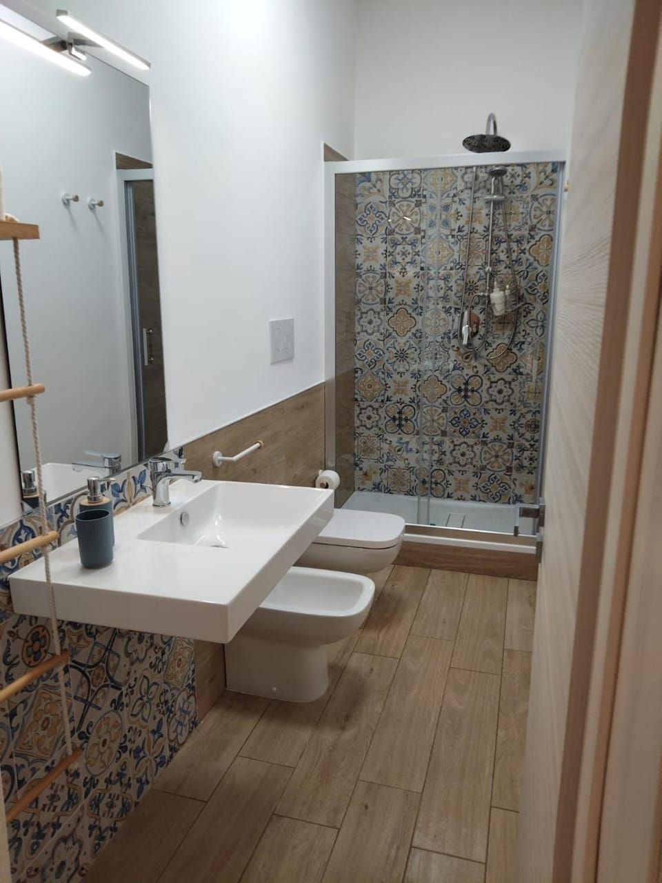 Shower, Toilet, Bathroom, bidet