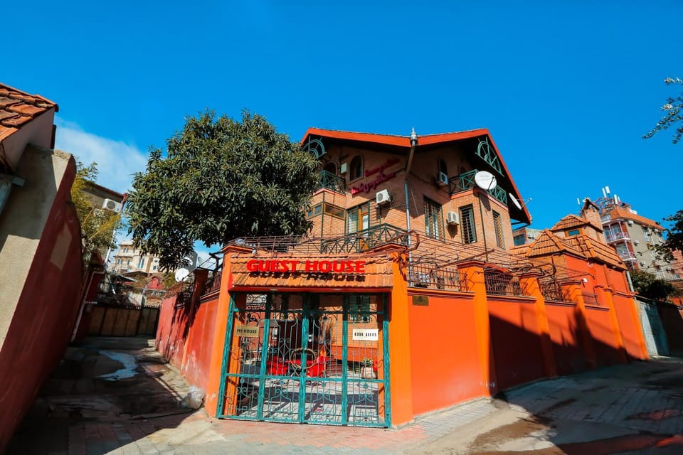 Property building, Facade/entrance