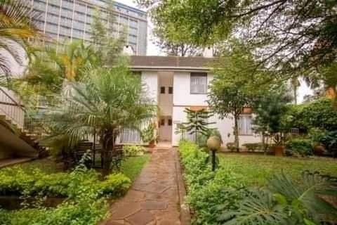 Facade/entrance, Garden, Garden