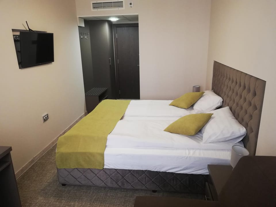 Hotel Ponti Hotel in Dolj County, Romania