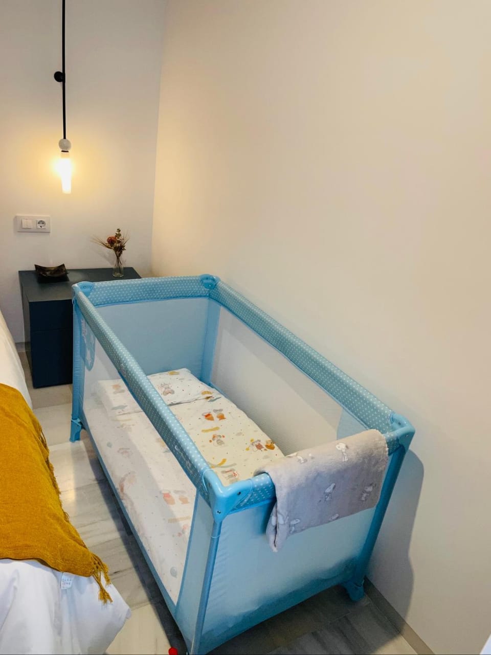cot